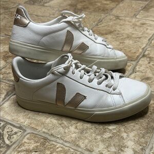 Veja Campo Sneakers